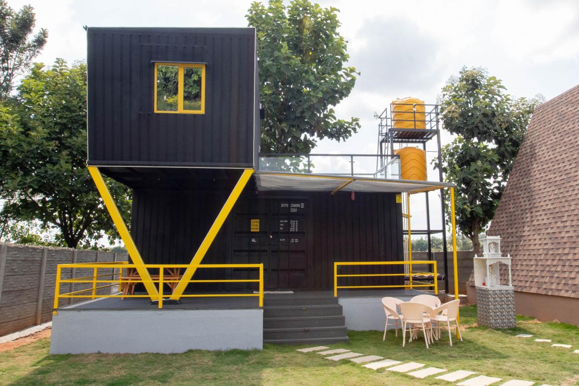 16 Bedouin Hotel Hosur Bagian luar foto